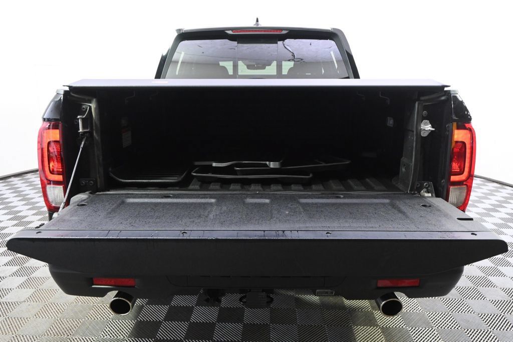 Used 2026 Honda Ridgeline Black Edition image 19