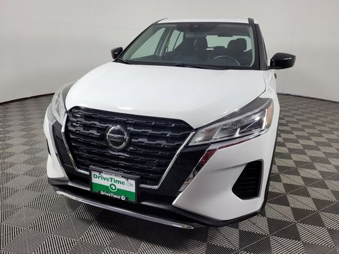 Used 2021 Nissan Kicks S FWD image 15