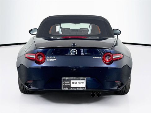 New 2026 MAZDA MX-5 Miata Club w/ Interior Package RWD image 7