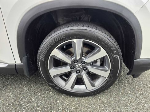 Used 2024 Honda Pilot Elite image 9