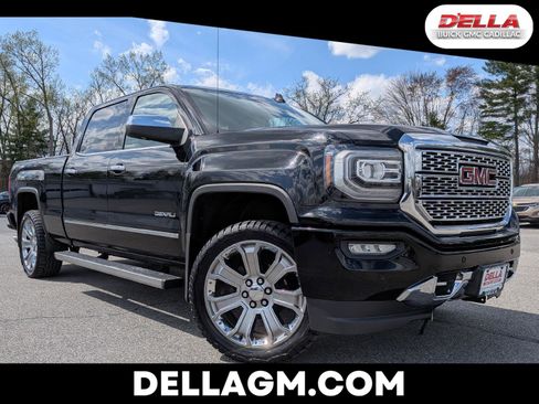 Used 2018 GMC Sierra 1500 Denali w/ Denali Ultimate Package AWD/4WD image 1