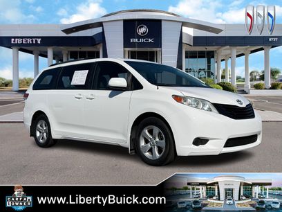 Used 2014 Toyota Sienna LE