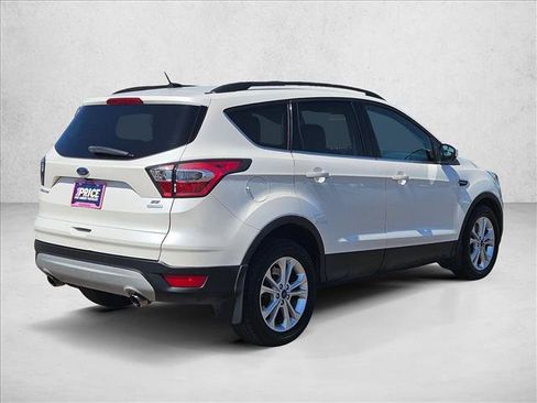 Used 2017 Ford Escape SE w/ SE Leather Comfort Package FWD image 5