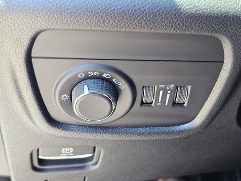 New 2026 Jeep Grand Cherokee Laredo RWD image 17