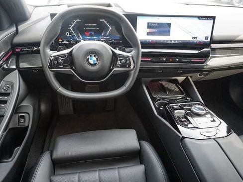 Used 2024 BMW 530i w/ Premium Package RWD image 16