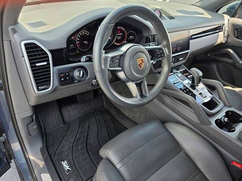 Used 2019 Porsche Cayenne AWD/4WD image 11