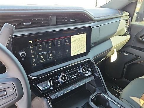 New 2026 GMC Sierra 2500 AT4 w/ AT4 Premium Plus Package image 17