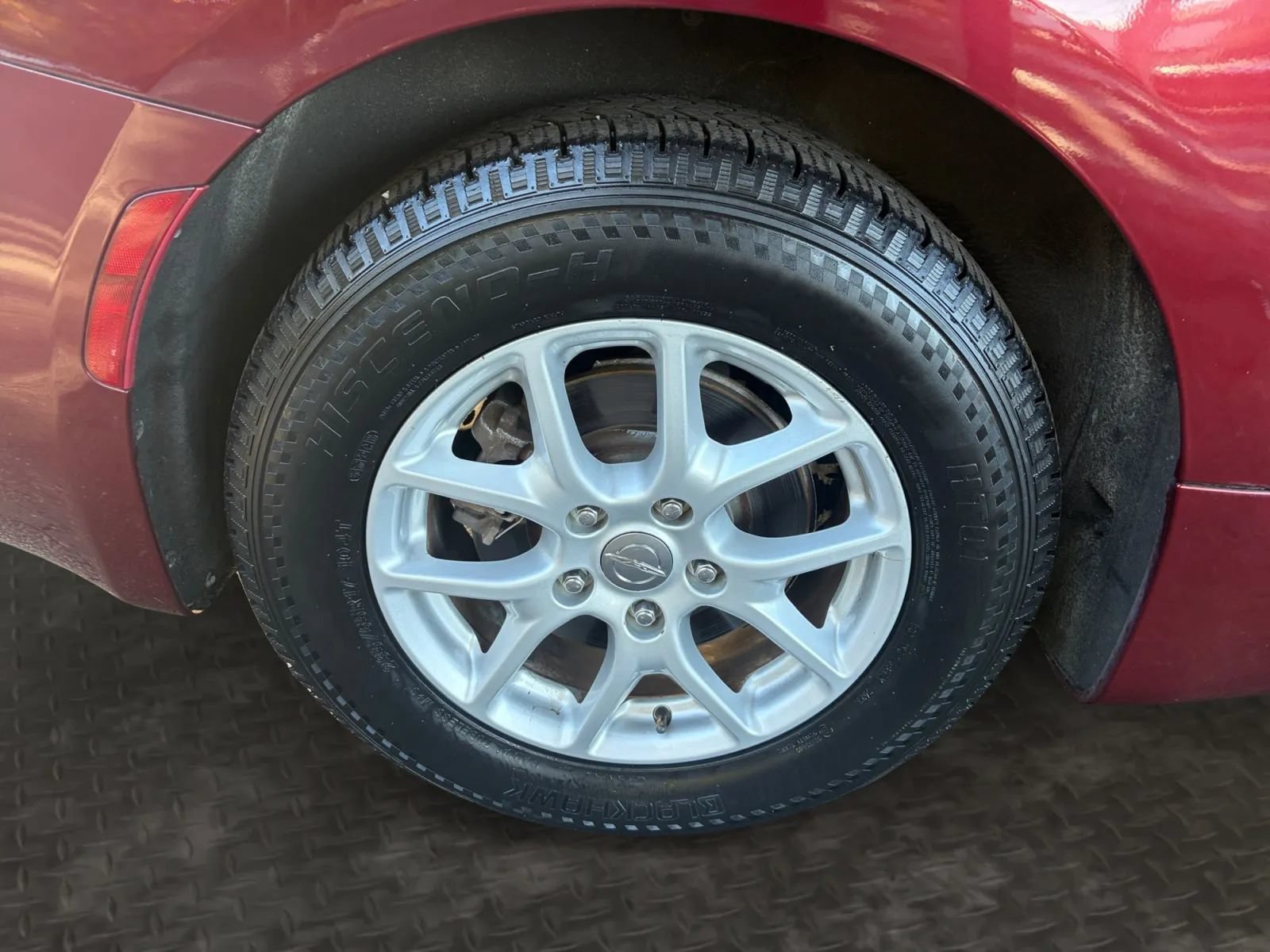 Used 2017 Chrysler Pacifica LX FWD image 39