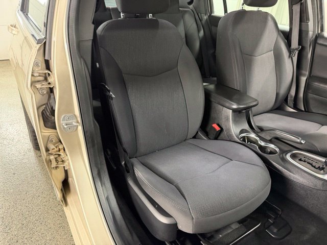 Used 2013 Chrysler 200 Touring FWD image 20