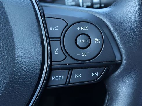 Certified 2021 Toyota RAV4 XLE w/ Convenience Package AWD/4WD image 23