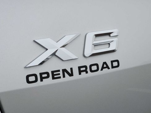 Certified 2023 BMW X6 xDrive40i w/ M Sport Package image 29