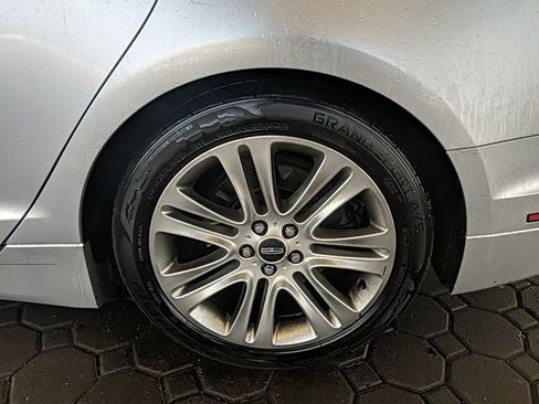 Used 2013 Lincoln MKZ AWD image 10