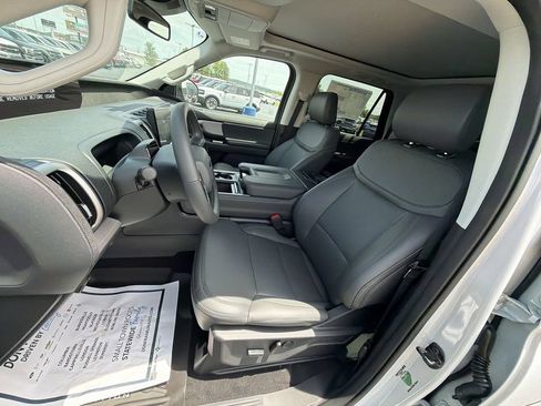 New 2026 Ford Expedition Max Active AWD/4WD image 17