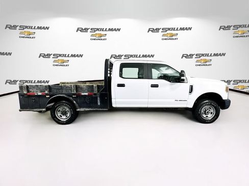 Used 2018 Ford F250 XL w/ Power Equipment Group AWD/4WD image 8