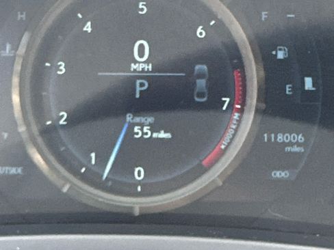 Used 2015 Lexus IS 350 w/ F-Sport Package RWD image 7