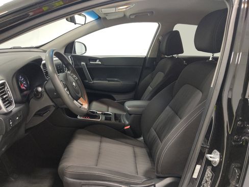 Used 2021 Kia Sportage LX AWD/4WD image 17