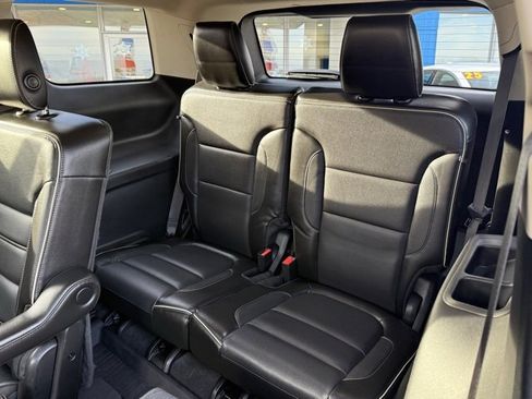 Used 2018 GMC Acadia Denali image 34