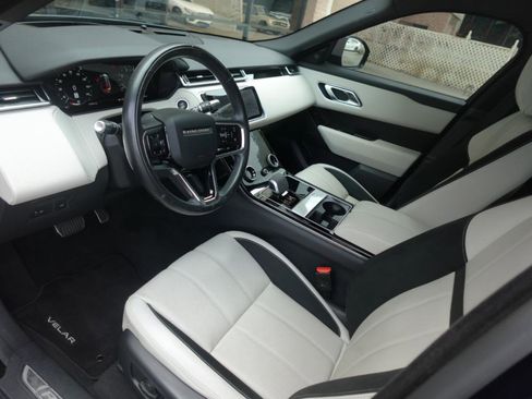 Used 2021 Land Rover Range Rover Velar R-Dynamic S image 21