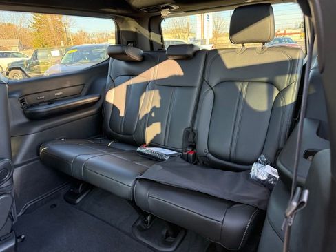 New 2026 Jeep Grand Wagoneer 4WD w/ Quick Order Packge 29V Upland image 25