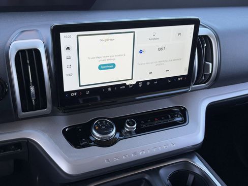 New 2025 Ford Expedition Active image 48