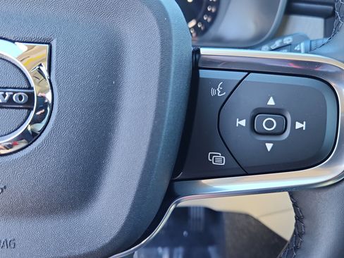 New 2026 Volvo XC40 B5 Ultra w/ Climate Package image 12