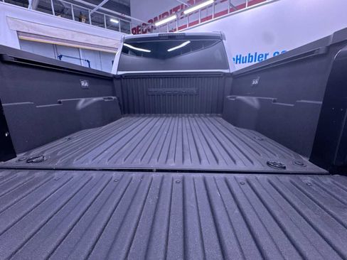 Used 2024 Toyota Tacoma TRD Sport image 37