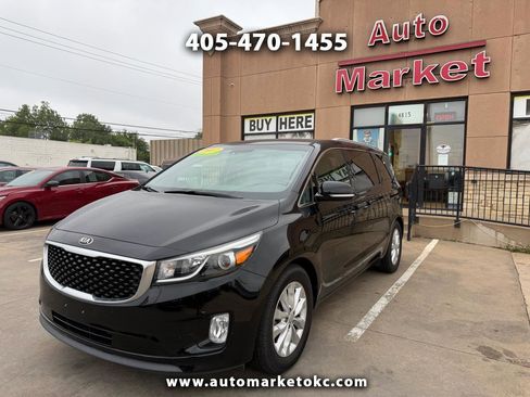 Used 2017 Kia Sedona EX FWD image 1