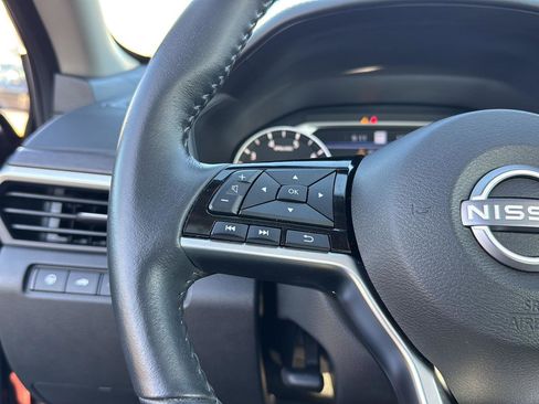 Used 2024 Nissan Altima 2.5 SL image 18