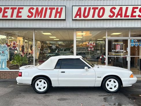 Used 1993 Ford Mustang LX RWD image 5