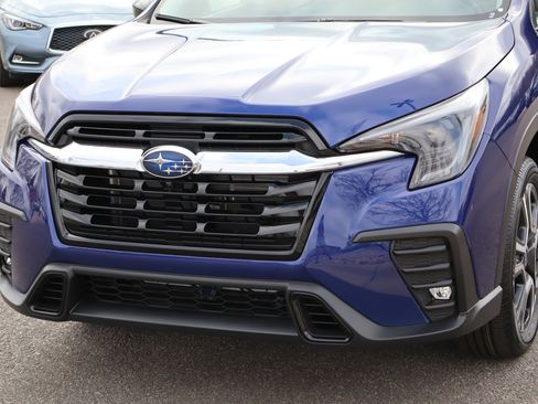 New 2026 Subaru Ascent Limited image 3
