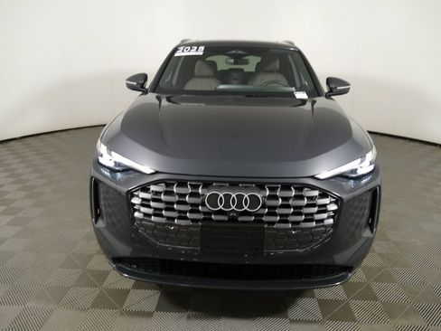 Used 2025 Audi Q5 Premium w/ Convenience Package AWD/4WD image 8