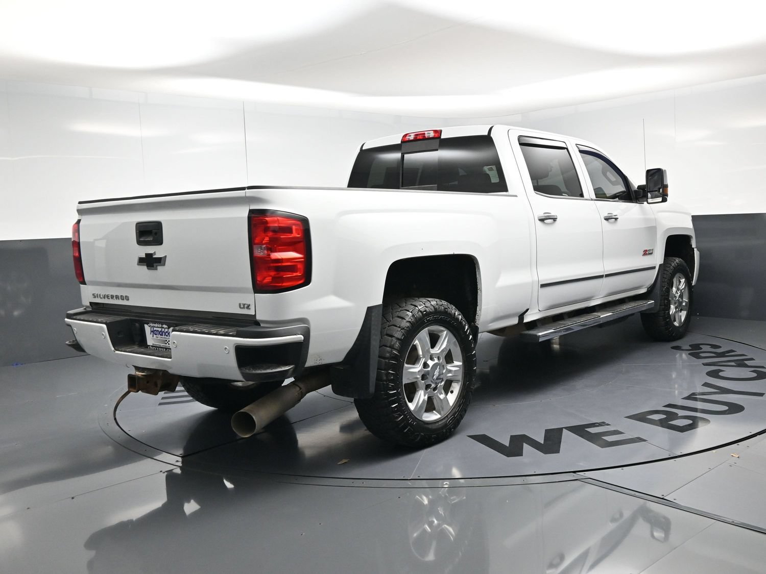 Used 2017 Chevrolet Silverado 2500 LTZ w/ Duramax Plus Package AWD/4WD image 9