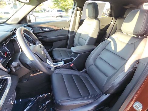 Used 2021 Chevrolet TrailBlazer ACTIV w/ Sun and Liftgate Package image 10