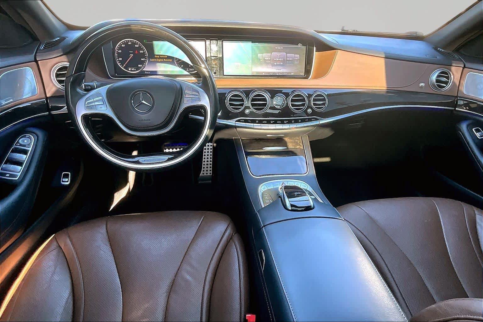 Used 2017 Mercedes-Benz S 550 Sedan image 16