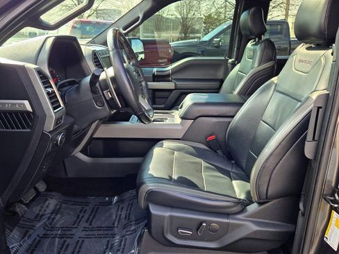 Used 2017 Ford F150 Raptor w/ Equipment Group 802A Luxury image 22