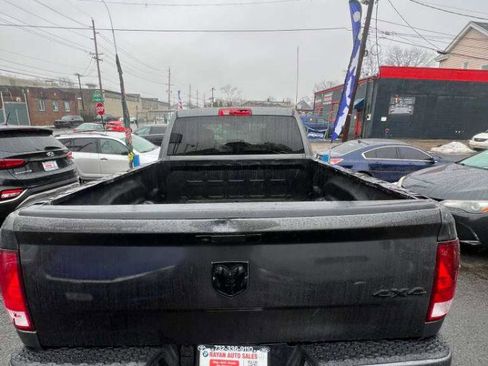 Used 2019 RAM 1500 Express image 9