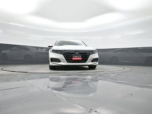 Used 2018 Honda Accord EX image 46