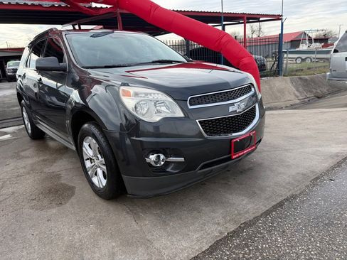 Used 2014 Chevrolet Equinox LT w/ Safety Package image 2