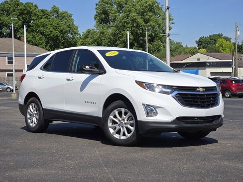 Used 2021 Chevrolet Equinox LT FWD image 2