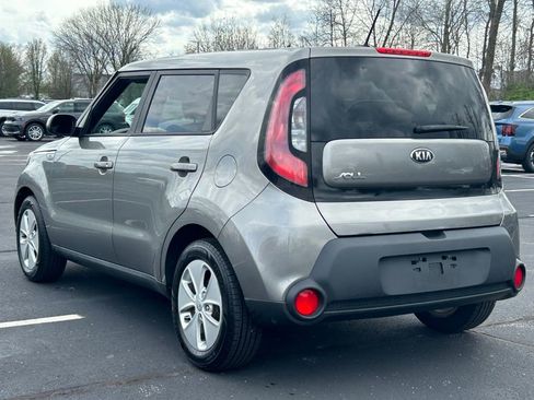 Used 2015 Kia Soul FWD image 5