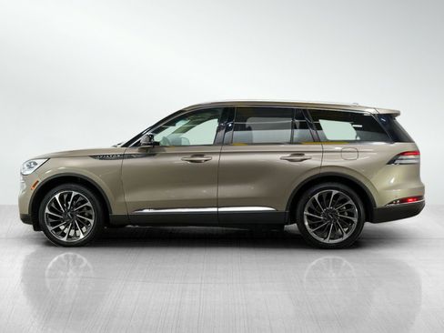 Used 2020 Lincoln Aviator Reserve w/ Equipment Group 202A image 2
