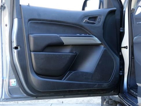 Used 2022 GMC Canyon AT4 image 24