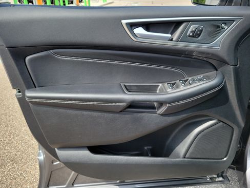 Used 2024 Ford Edge Titanium AWD/4WD image 21