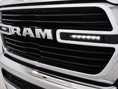 Used 2019 RAM 1500 Big Horn AWD/4WD image 25