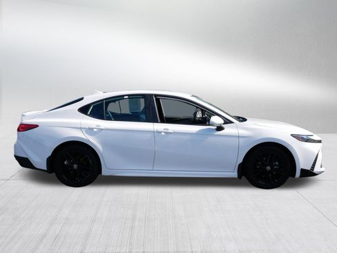 Certified 2025 Toyota Camry SE w/ Convenience Package AWD/4WD image 8