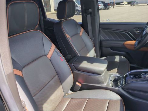 Certified 2023 GMC Canyon AT4 w/ AT4 Premium Package image 29