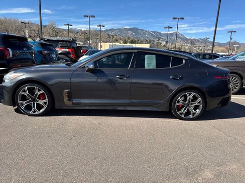 Used 2018 Kia Stinger GT image 18