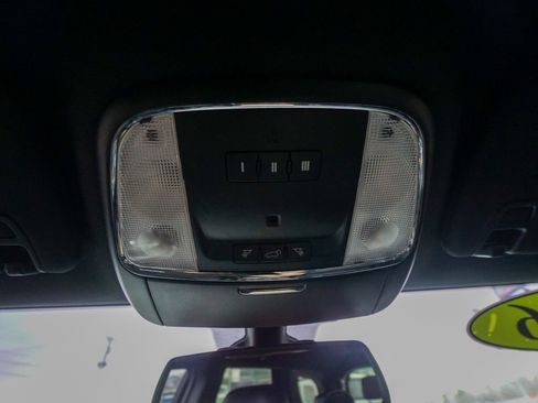 Used 2016 Dodge Durango R/T image 27