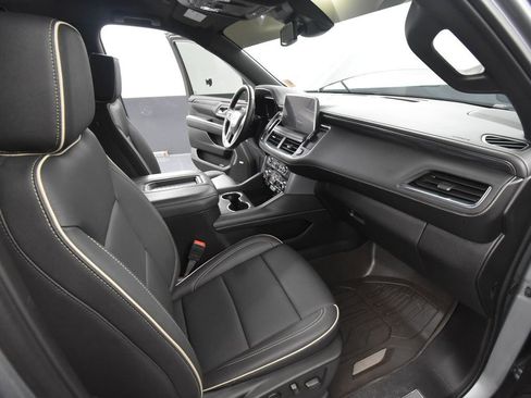 Used 2024 GMC Yukon XL SLT image 58