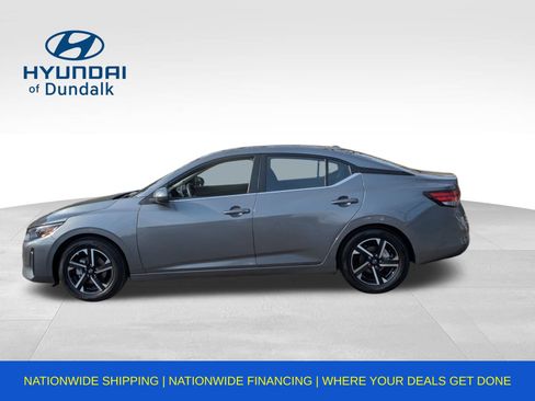 Used 2025 Nissan Sentra SV image 2